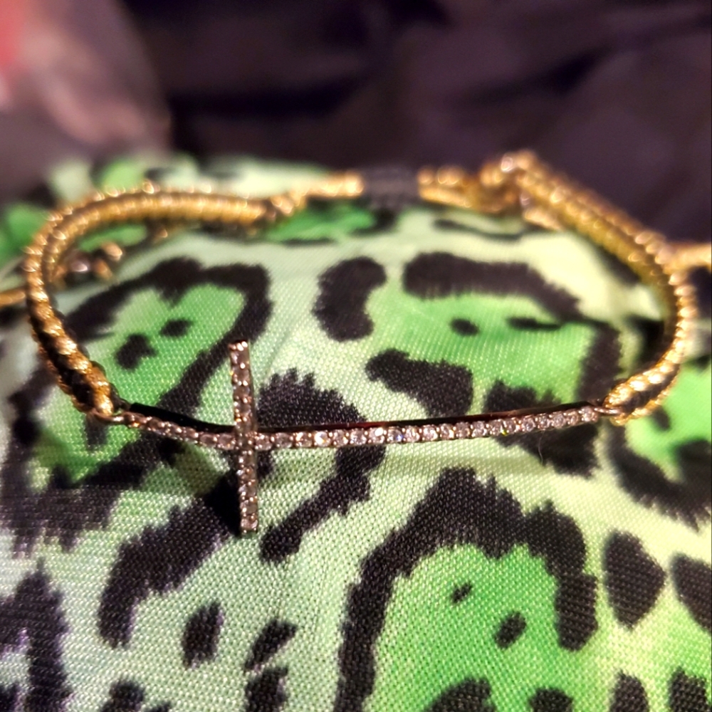 TAJ Adjustable Cubic Zirconia Cross Bracelet BNWOT